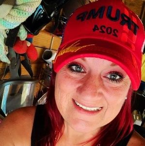 Meet your Posher, Mellie